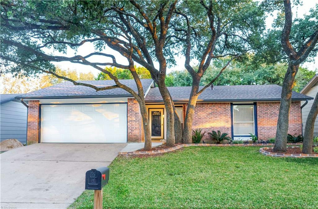 7909 CREEKMERE Ln