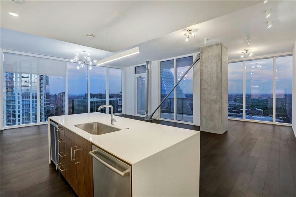 301 West Ave #3705