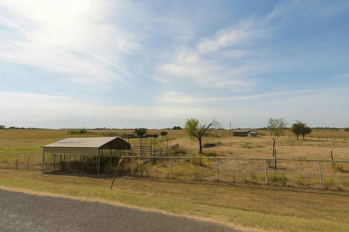 600 County Rd 405 — photo 3