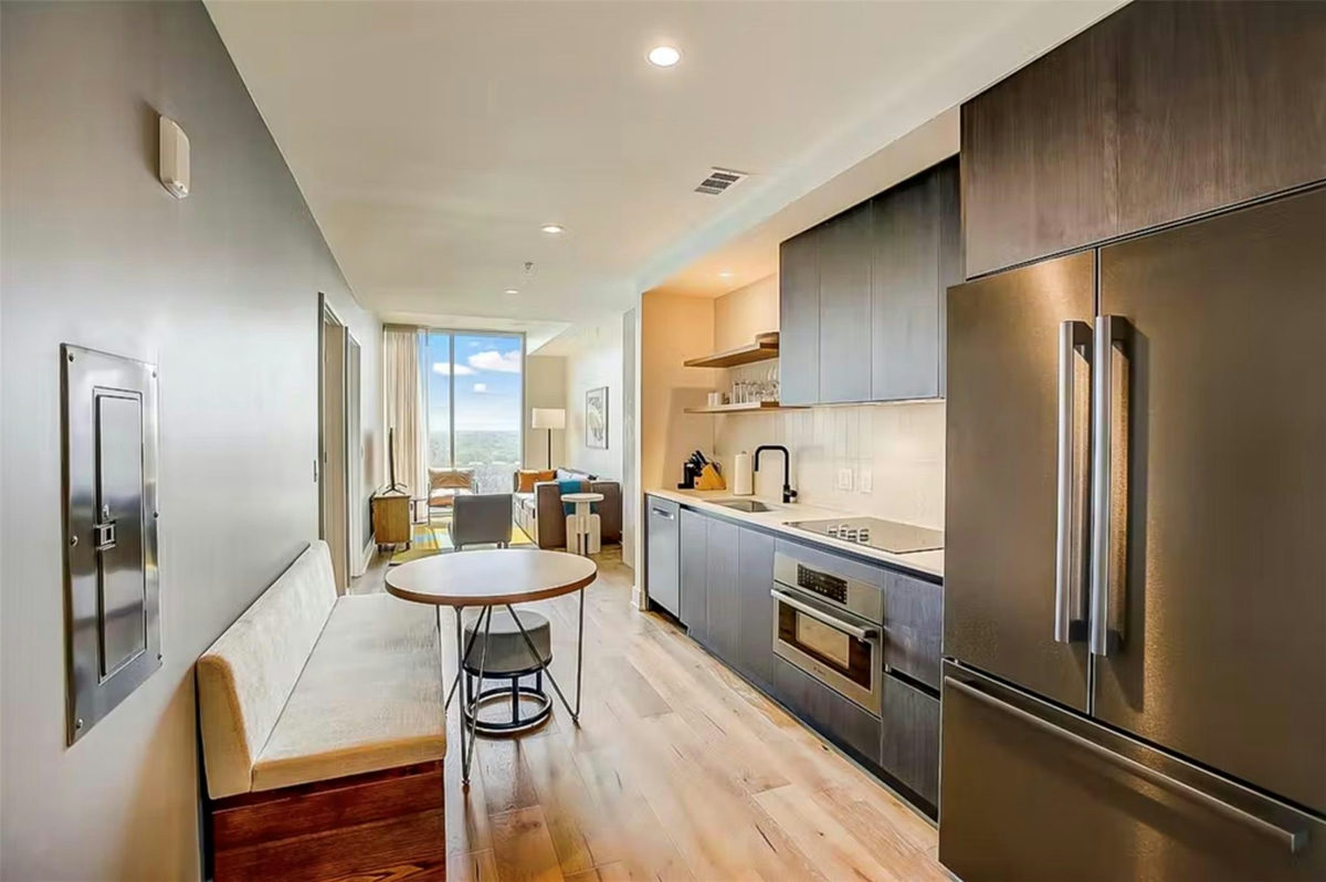 48 East Ave #1305 — photo 2