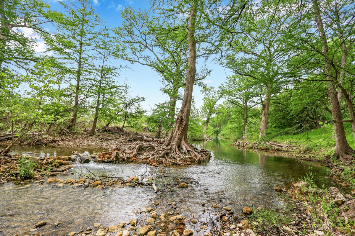 400 E BLANCO BEND Rd — photo 4