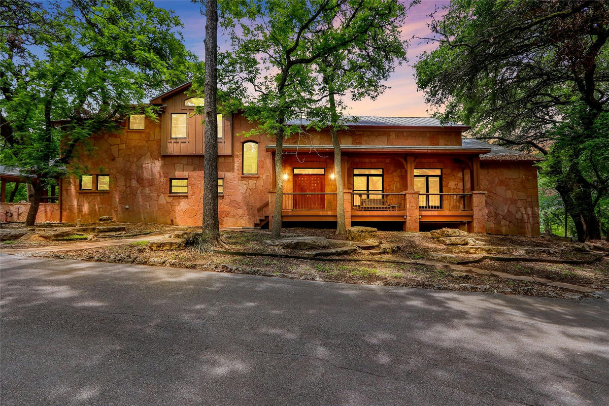 400 E BLANCO BEND Rd — photo 2