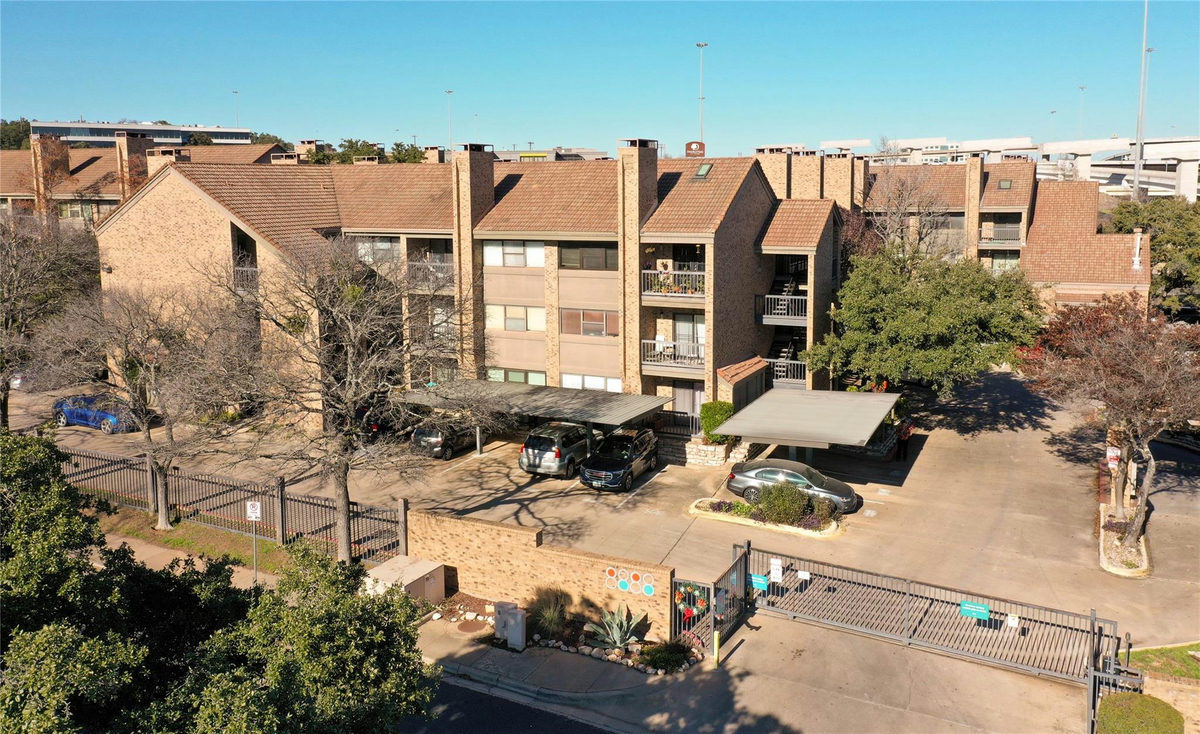 8888 Tallwood Dr #1208