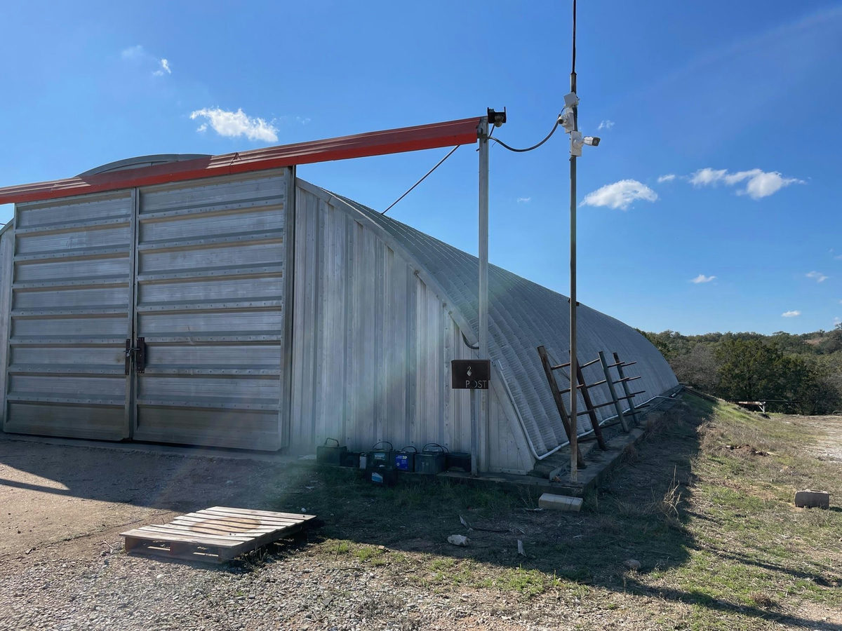 320 Red Bluff Rd — photo 3