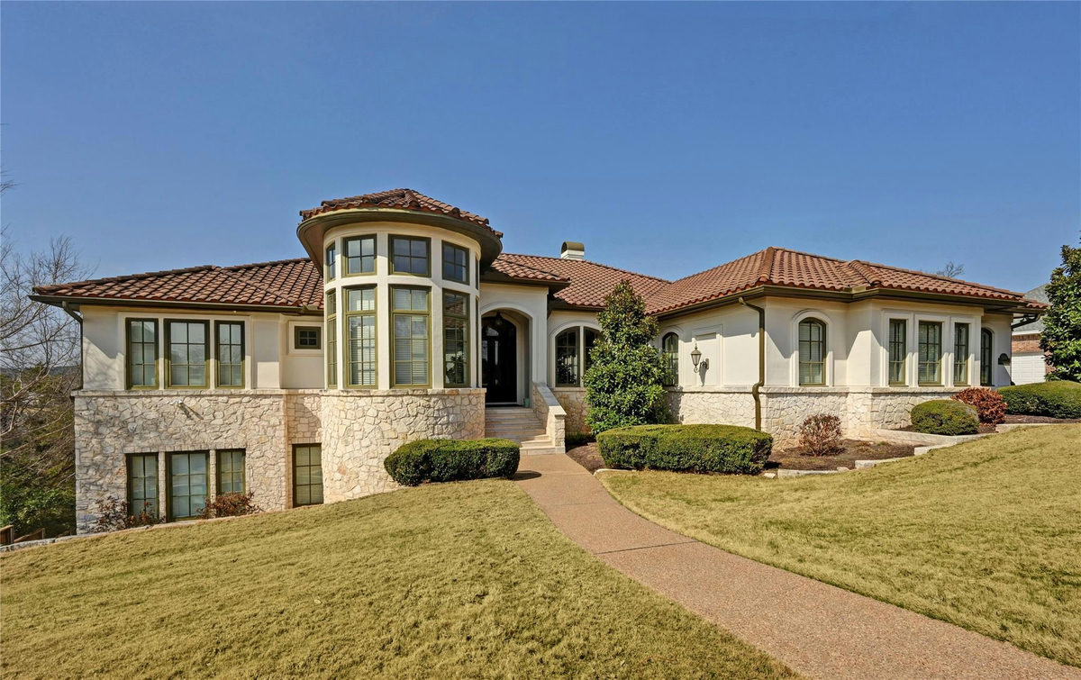 2004 Canonero Dr — exterior