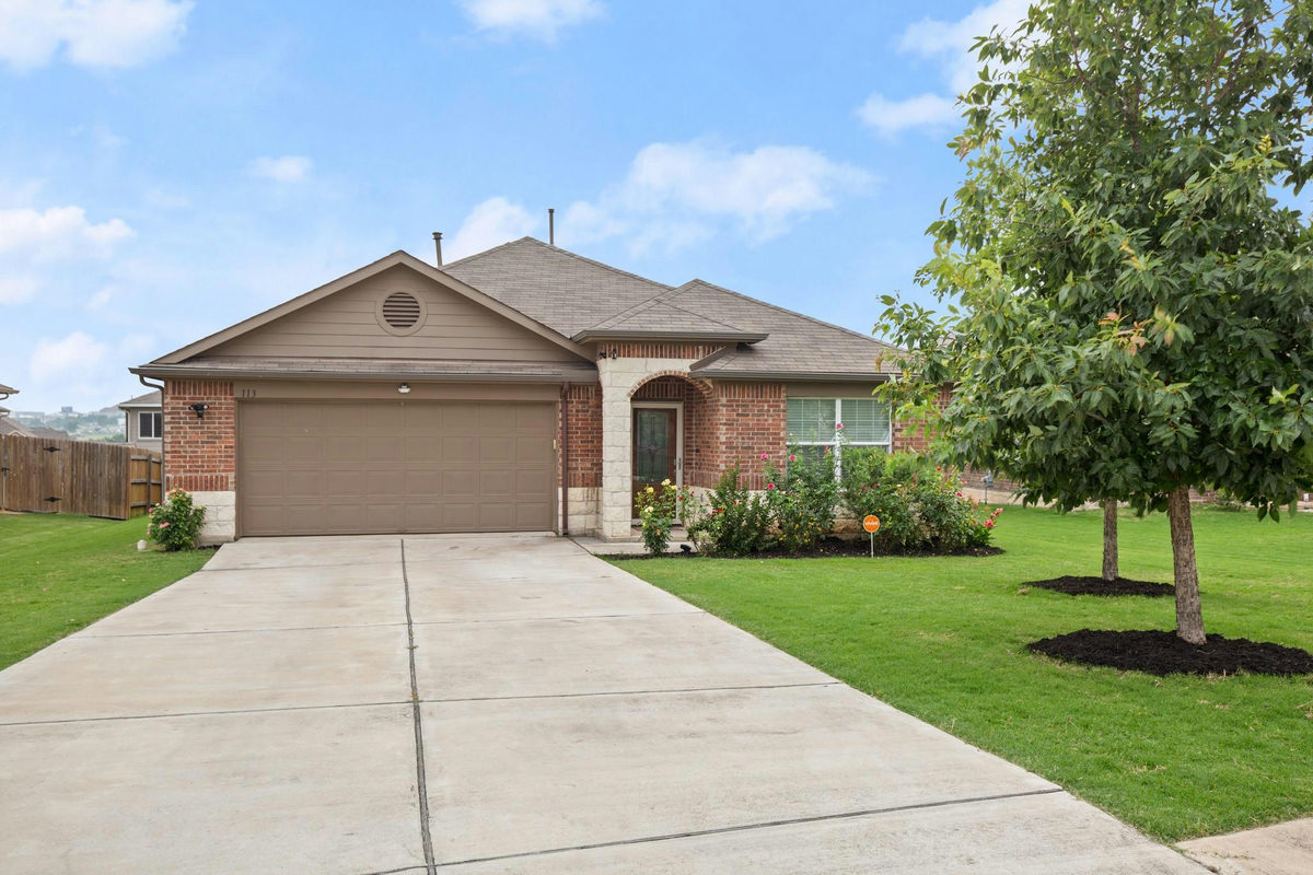 113 Dusky Thrush Dr