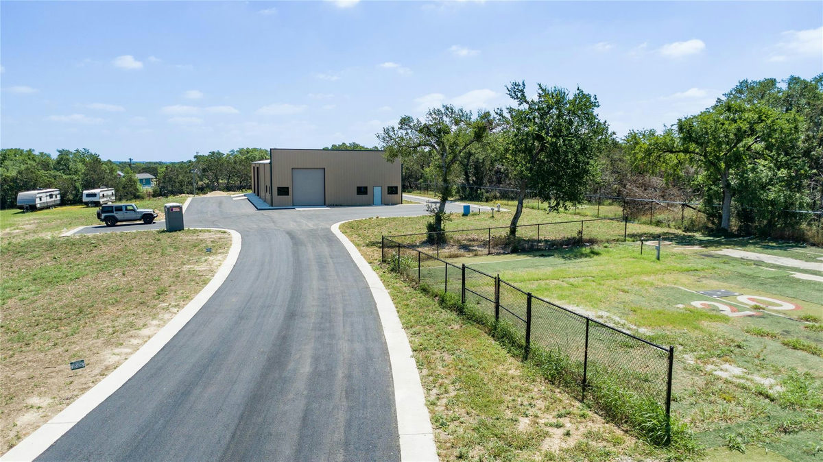 3364 N Bagdad Rd — photo 4