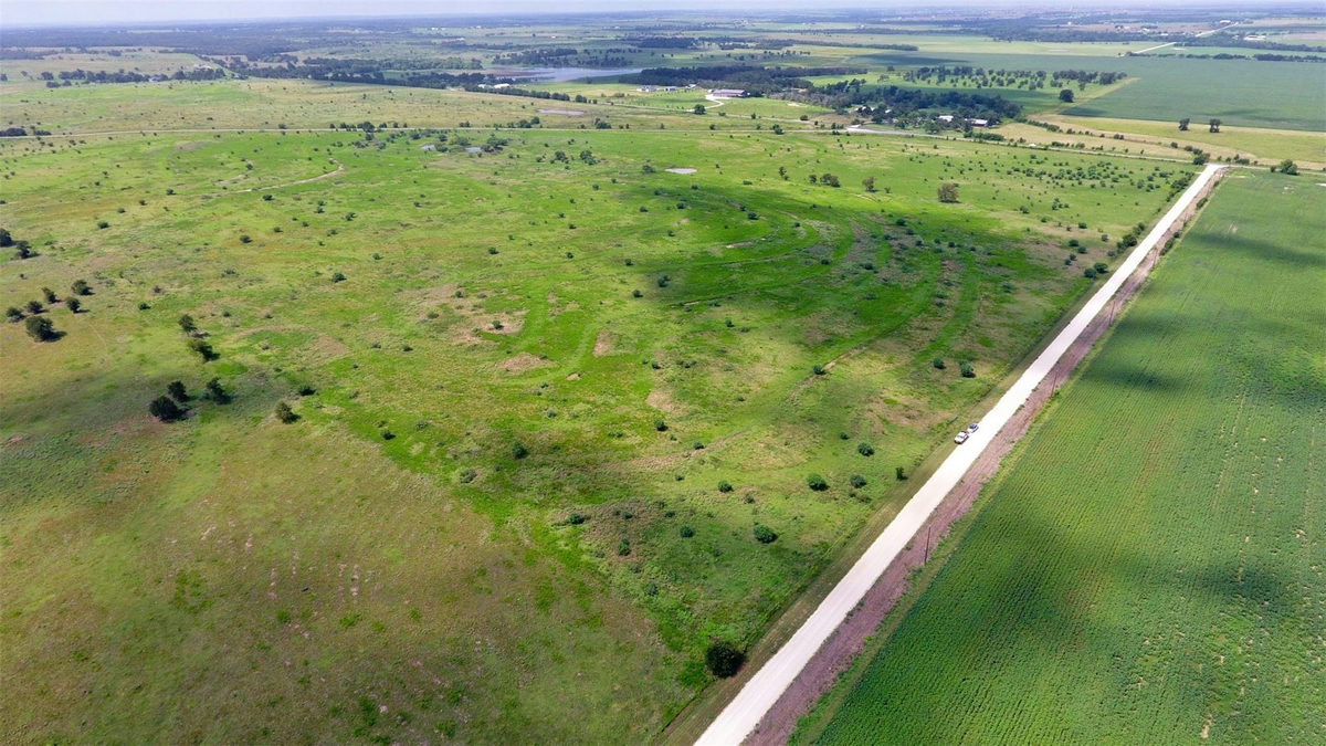 11373 Fm 112 — photo 4