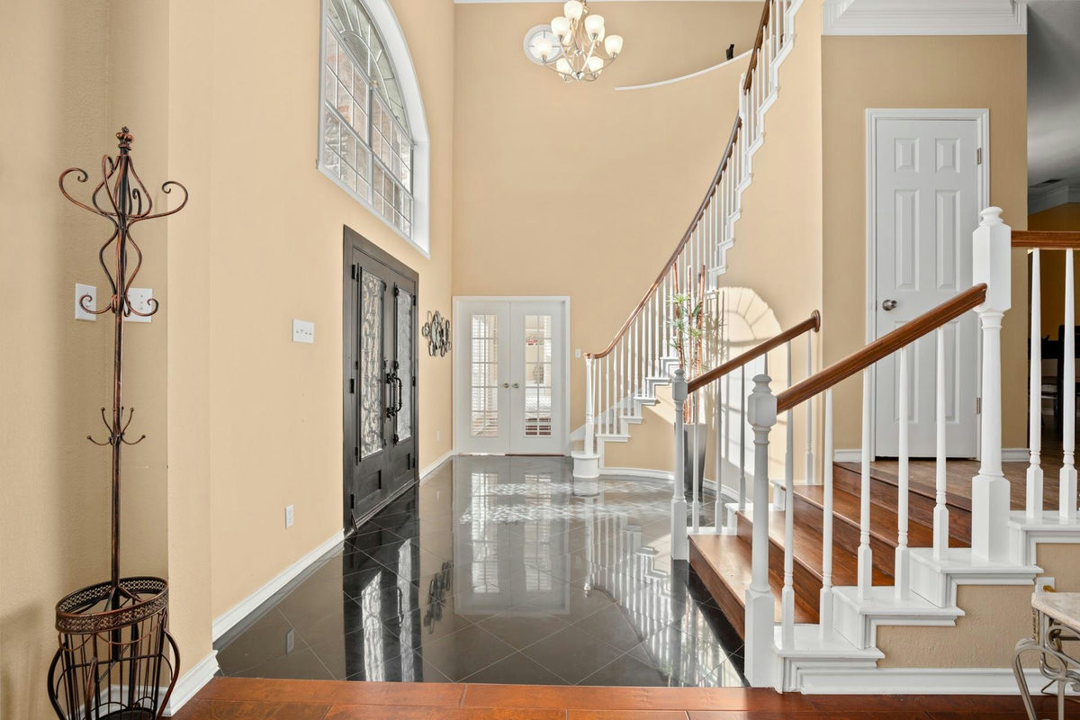 6108 Cape Coral Dr — photo 4
