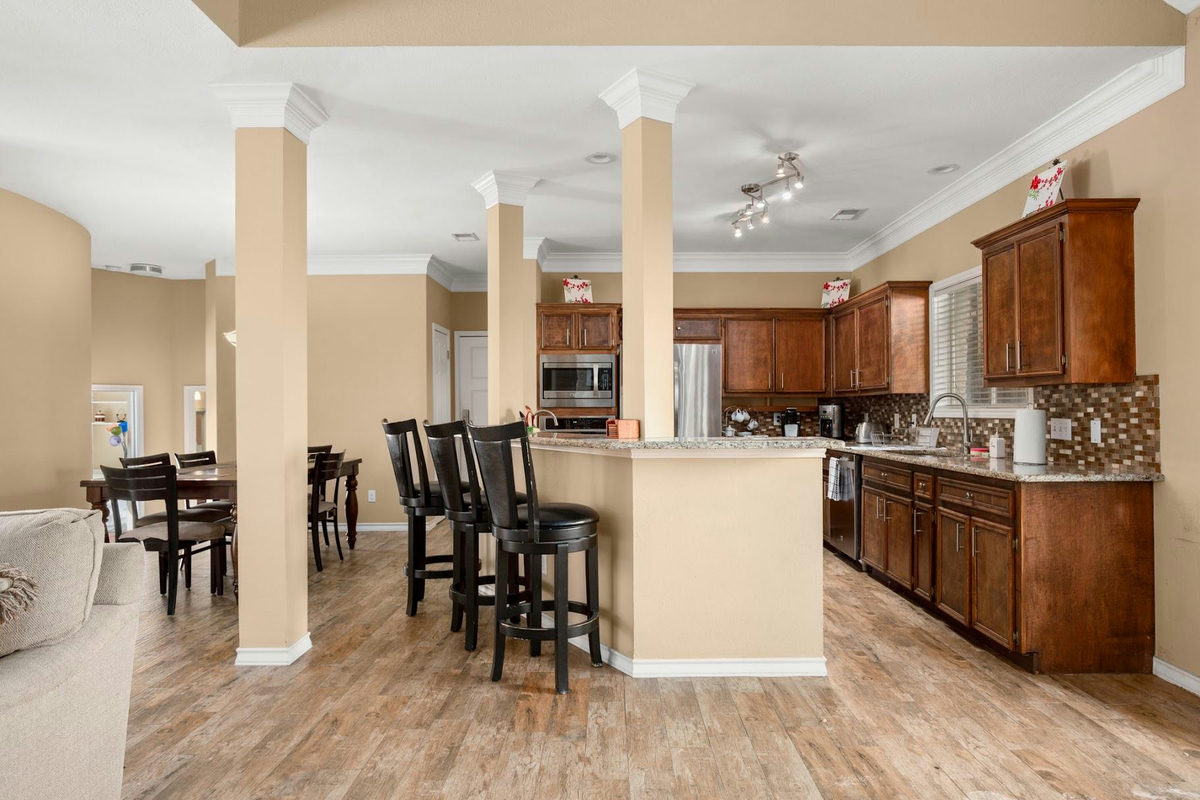 6108 Cape Coral Dr — photo 3