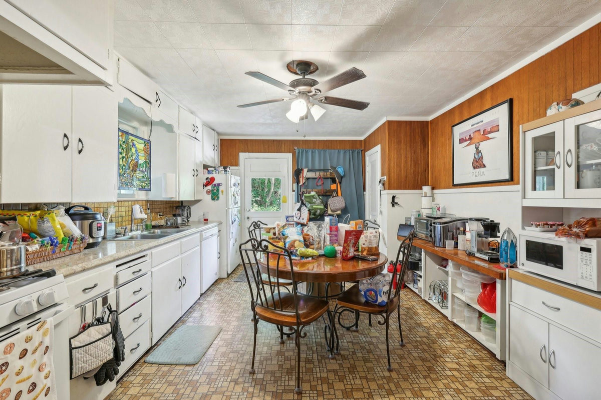 4907 Harmon Ave — photo 5