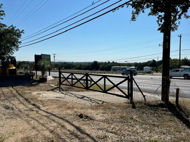 9114 290 W Hwy — photo 3
