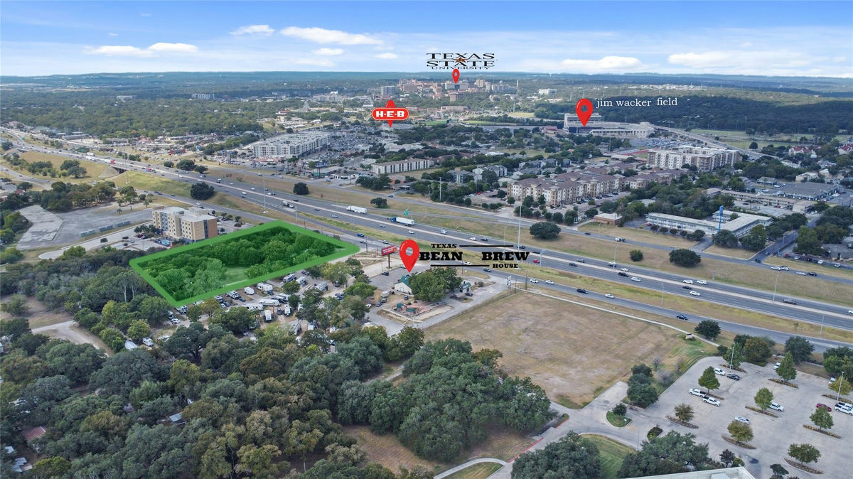 1322 N Interstate 35 Fwy — exterior