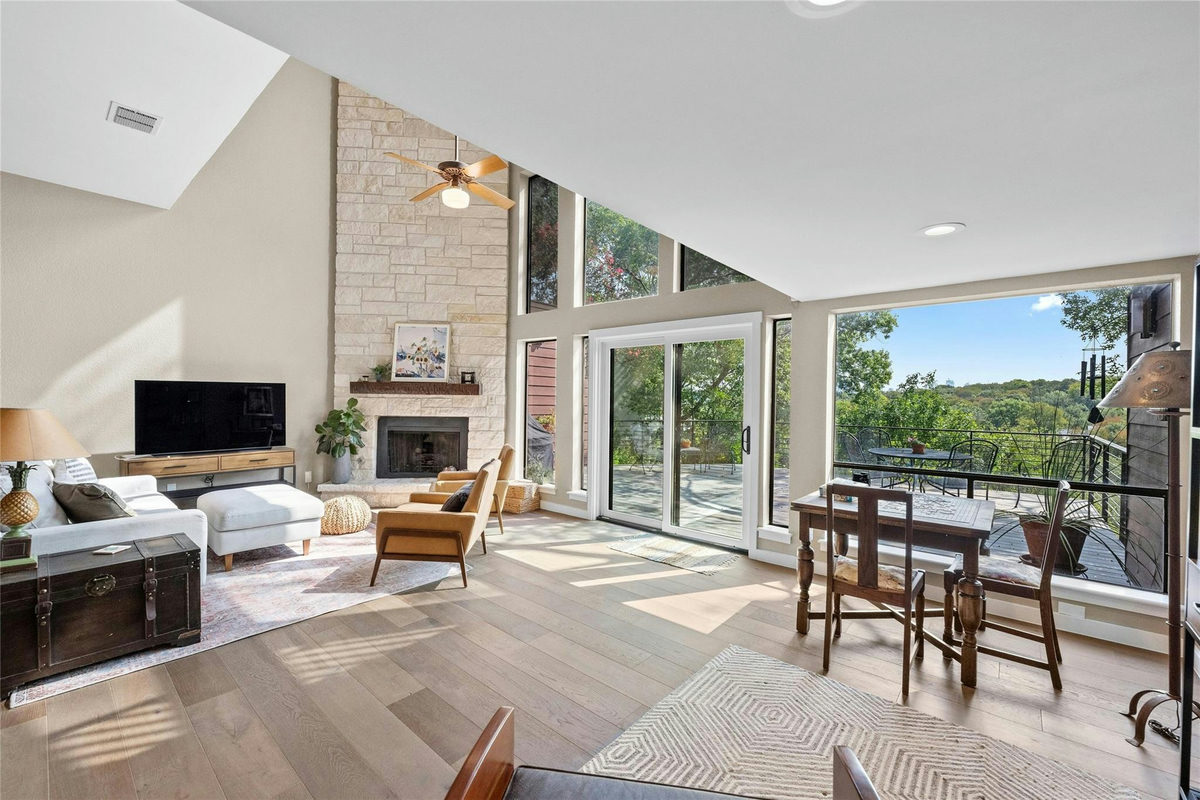 1321 Spyglass Dr #B — photo 2