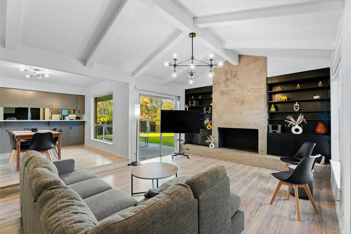 2504 Wildgrove Dr — photo 3