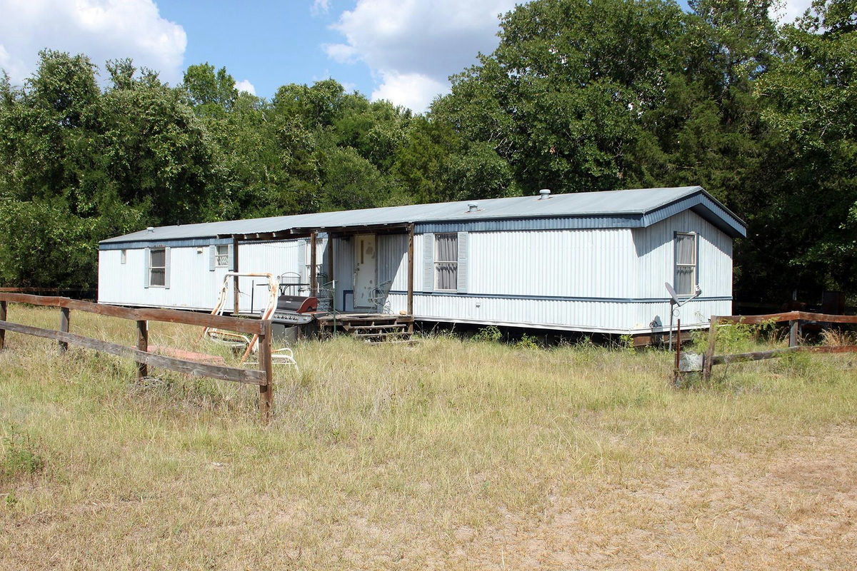 720 Green Acre Dr — photo 3