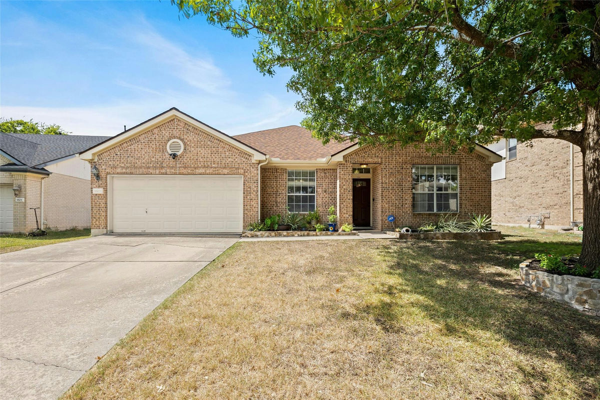1603 Suzi Ln