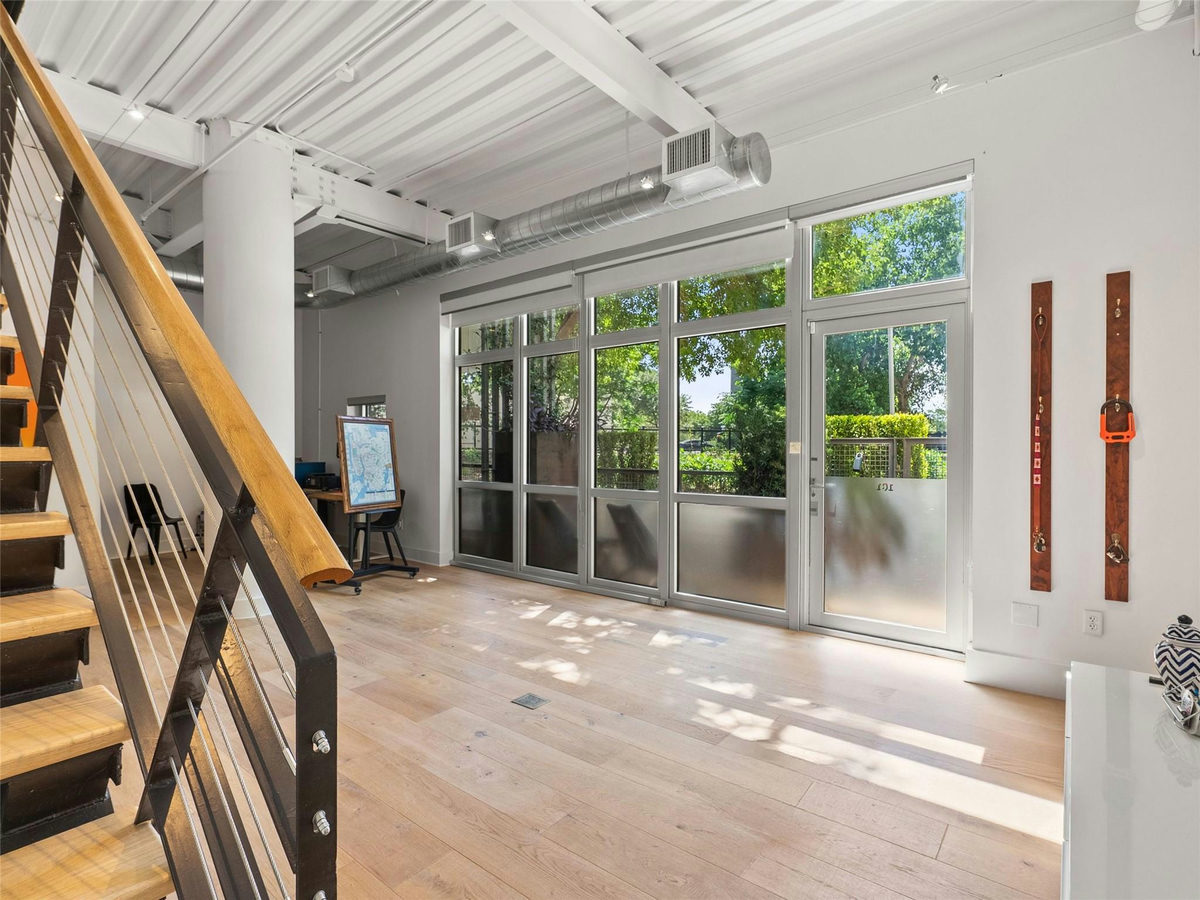 603 Davis St #101 — photo 4