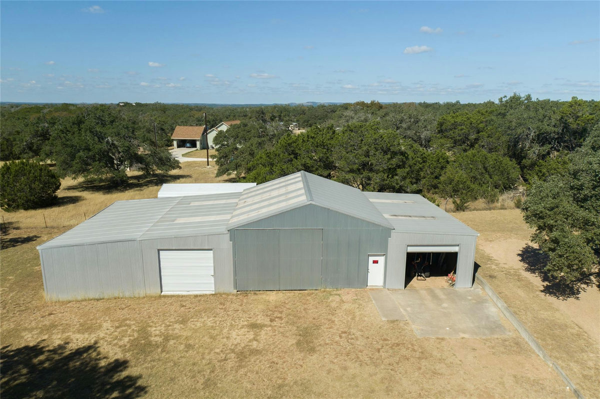100 Burnett Ranch Rd — photo 3