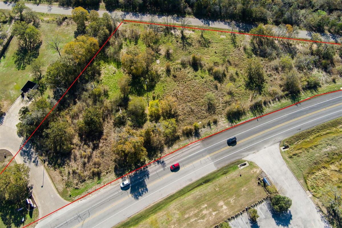 119 W State Highway 21 — photo 2