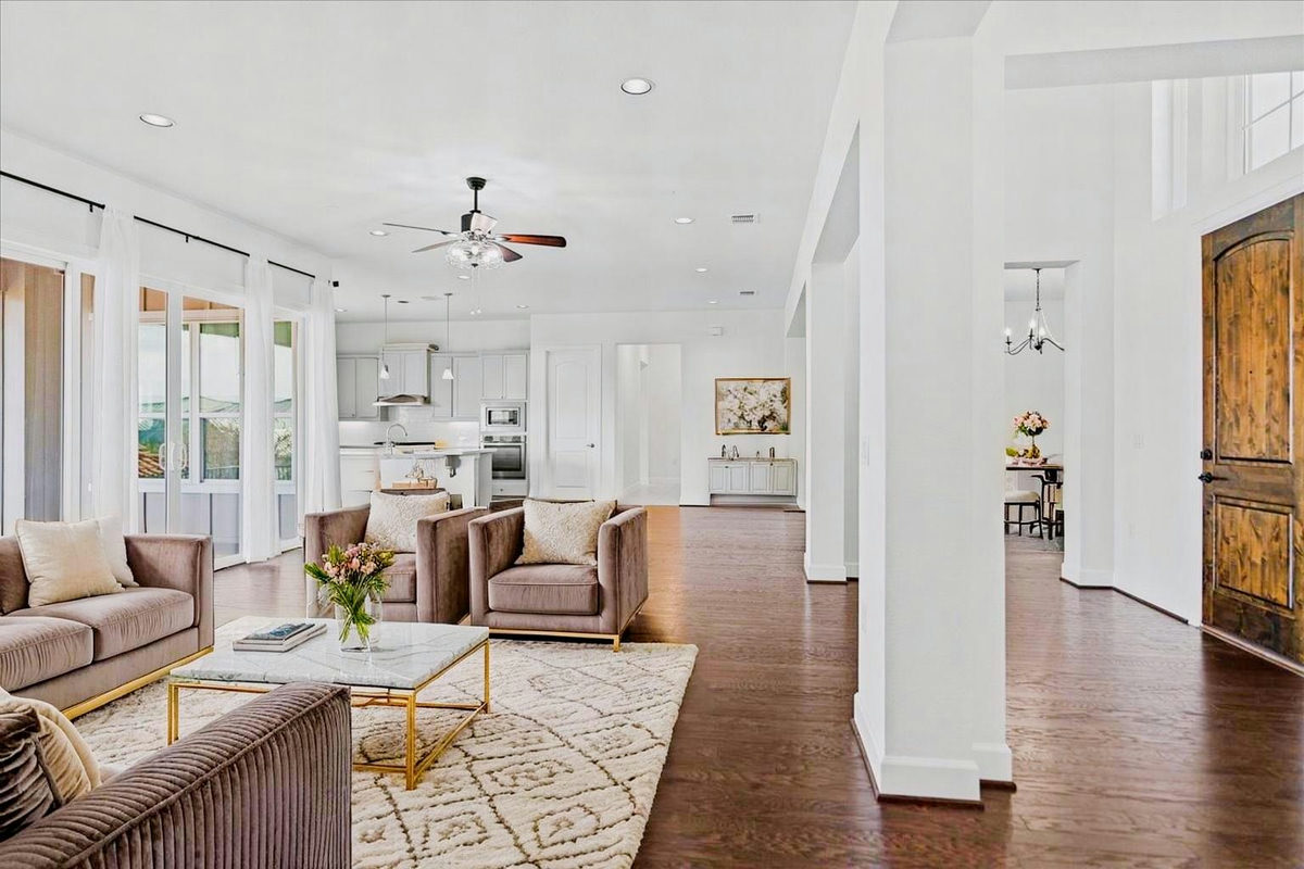 609 Dancing Oak Ln — photo 2