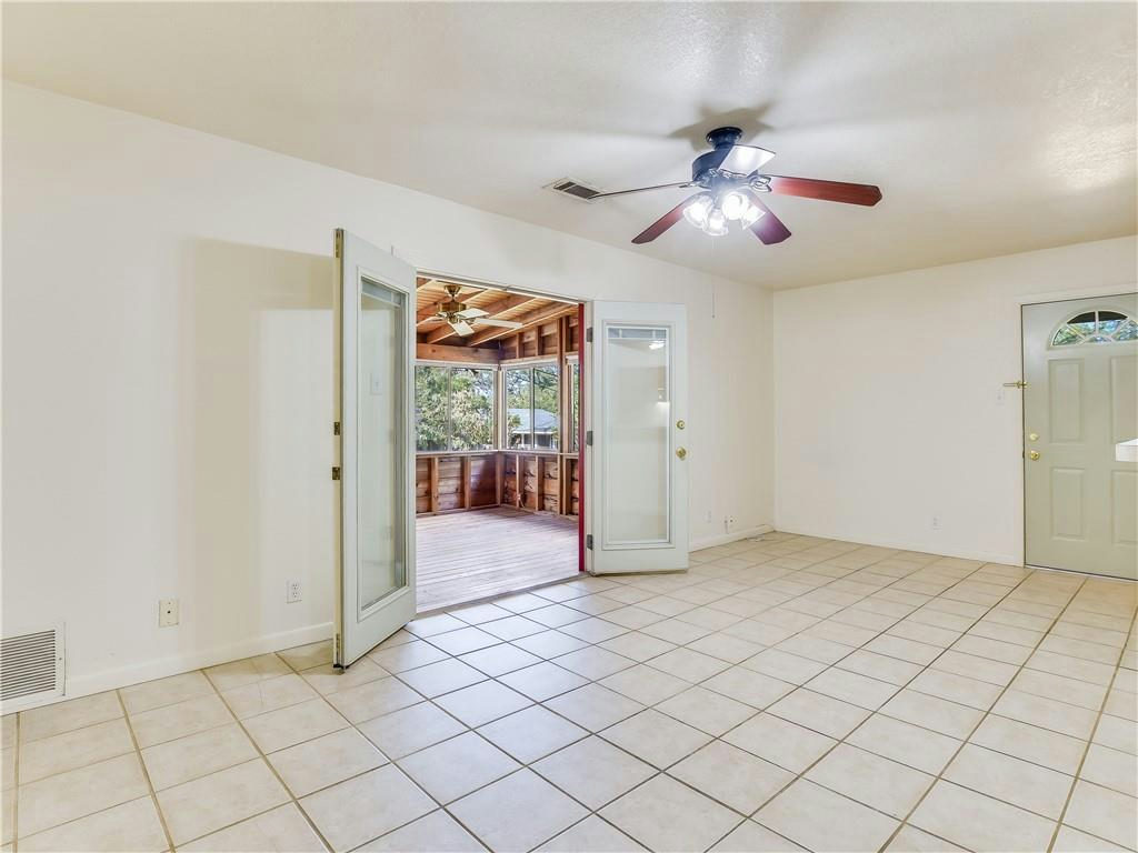 2804 Westhill Dr — photo 2