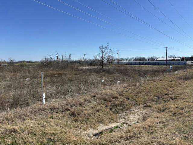 4030 N MAIN ST St — photo 4