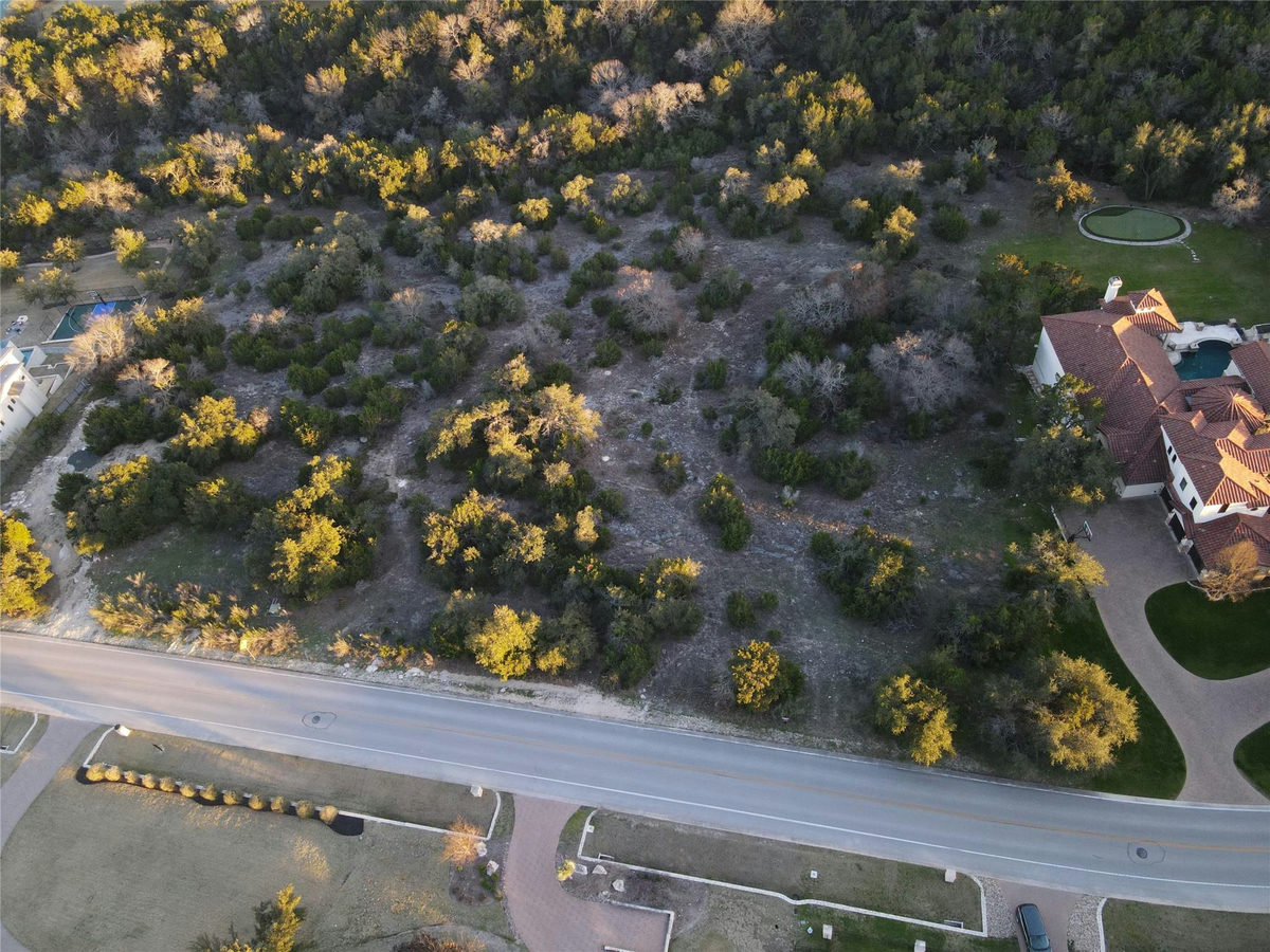 613 Marly Way — photo 3