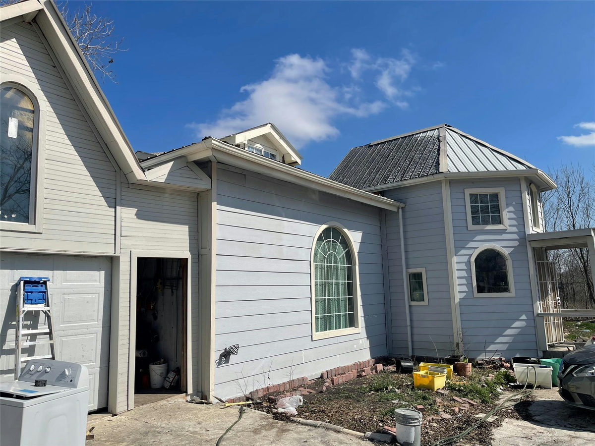 21034 Cameron Rd — photo 2
