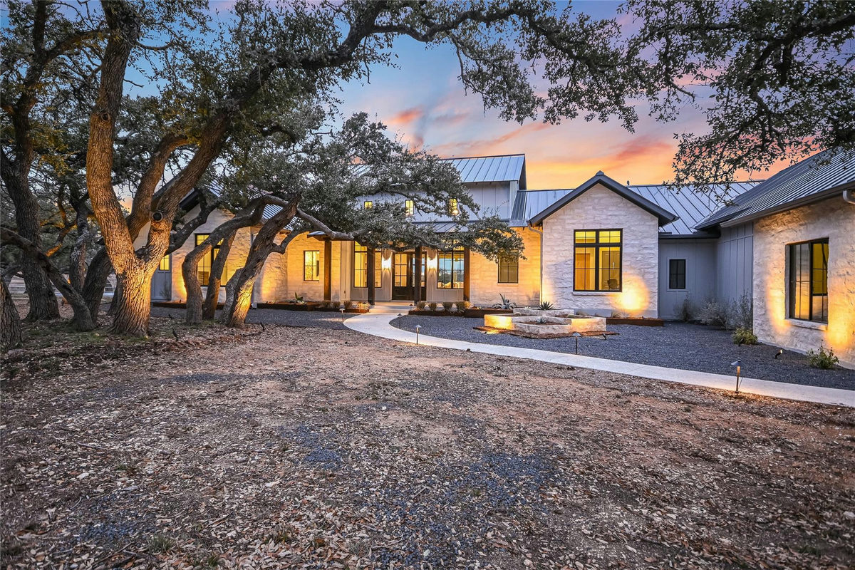 207 GWENDOLYNS Trl — photo 3