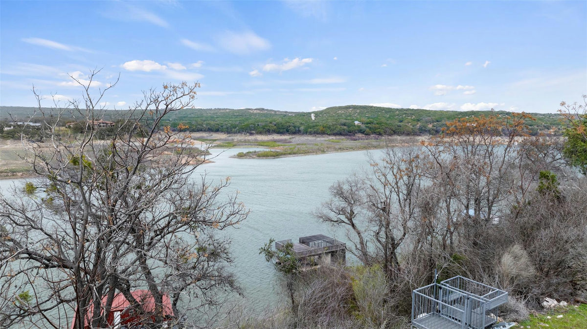 25208 Chernosky Point Cv — photo 3
