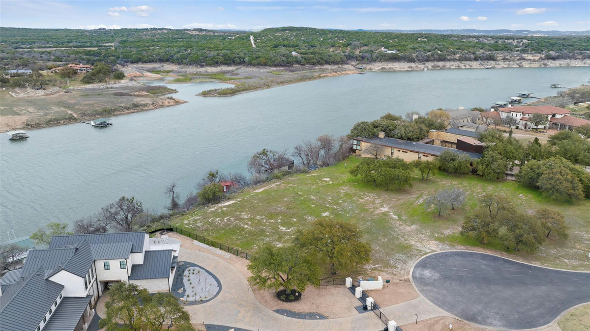 25208 Chernosky Point Cv — photo 5