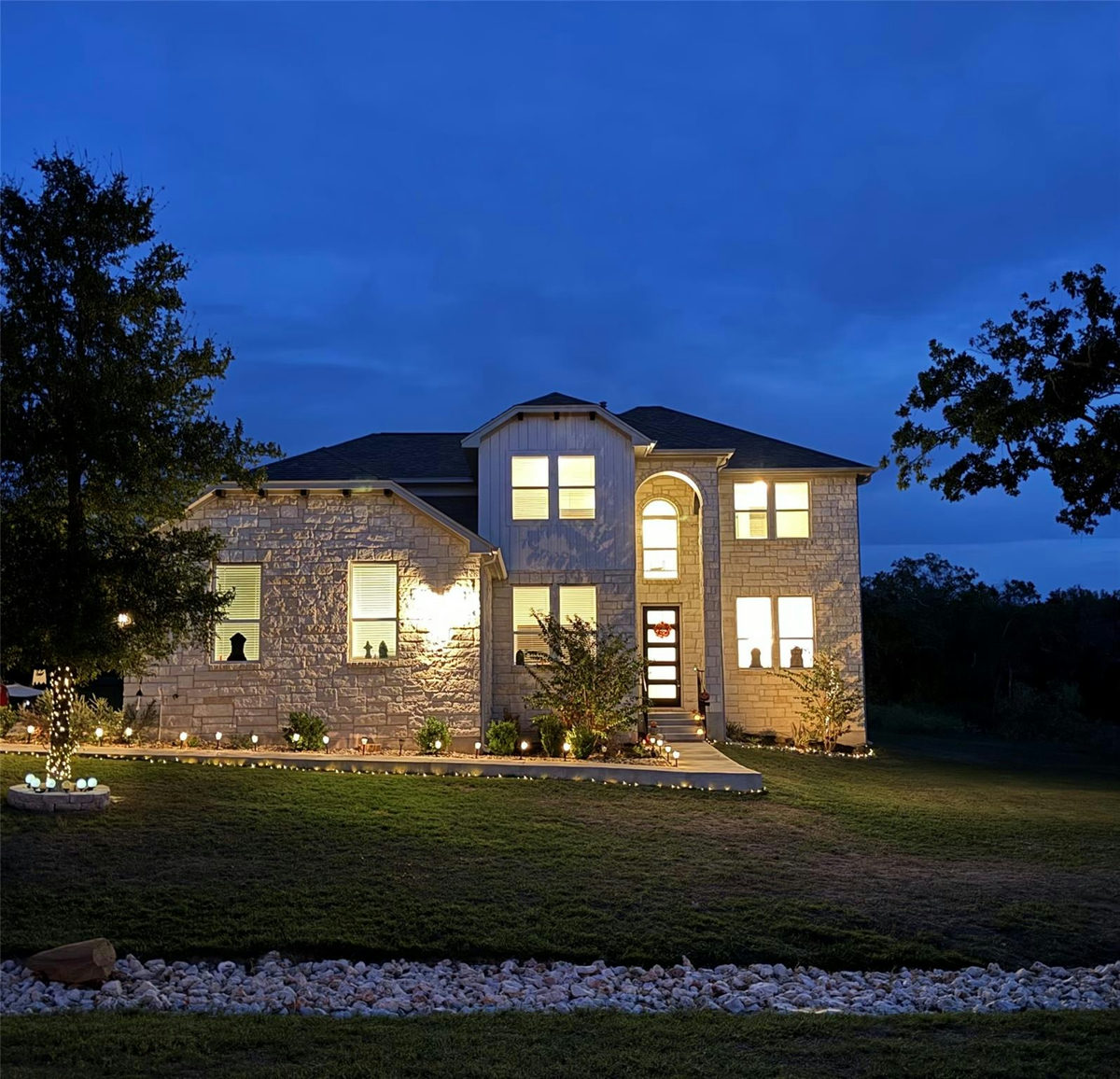 121 Black Talon Ln — exterior