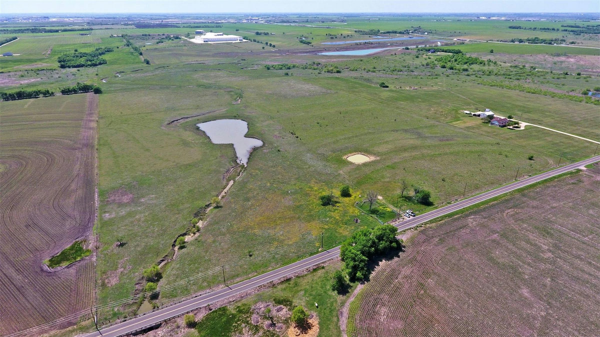 800 County Road 369 Rd — photo 3