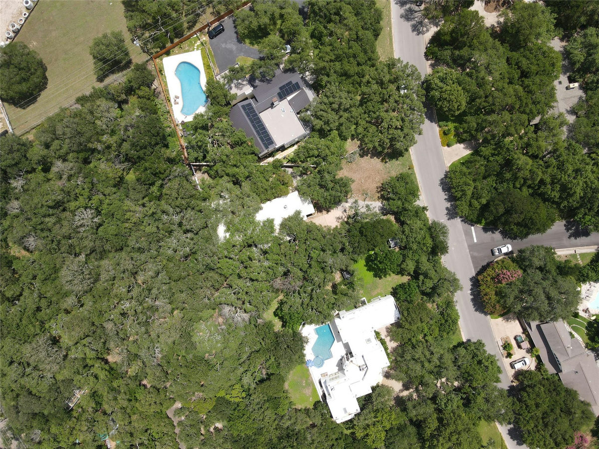 850 Forest View Dr — photo 2