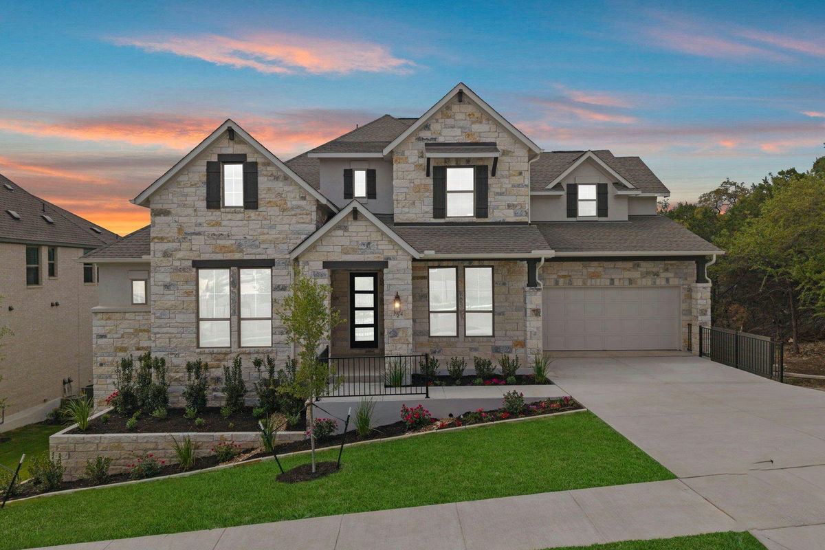 1904 Crimson Sunset Dr — exterior