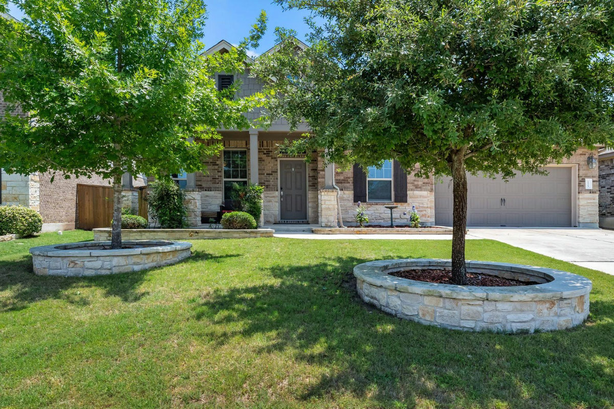 12709 Twisted Root Dr