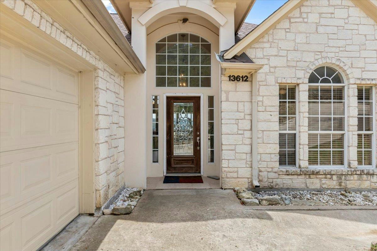 13612 Bullick Hollow Rd — photo 2
