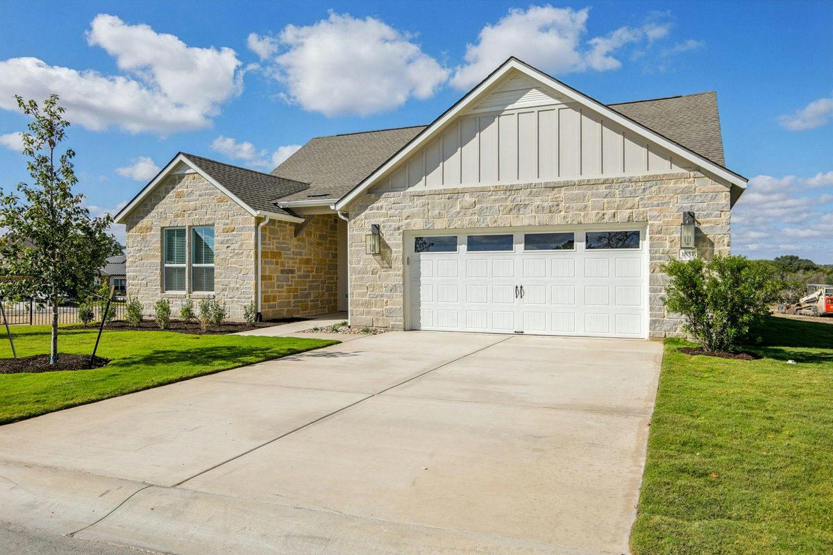 1851 Dancing Oak Ln — photo 2
