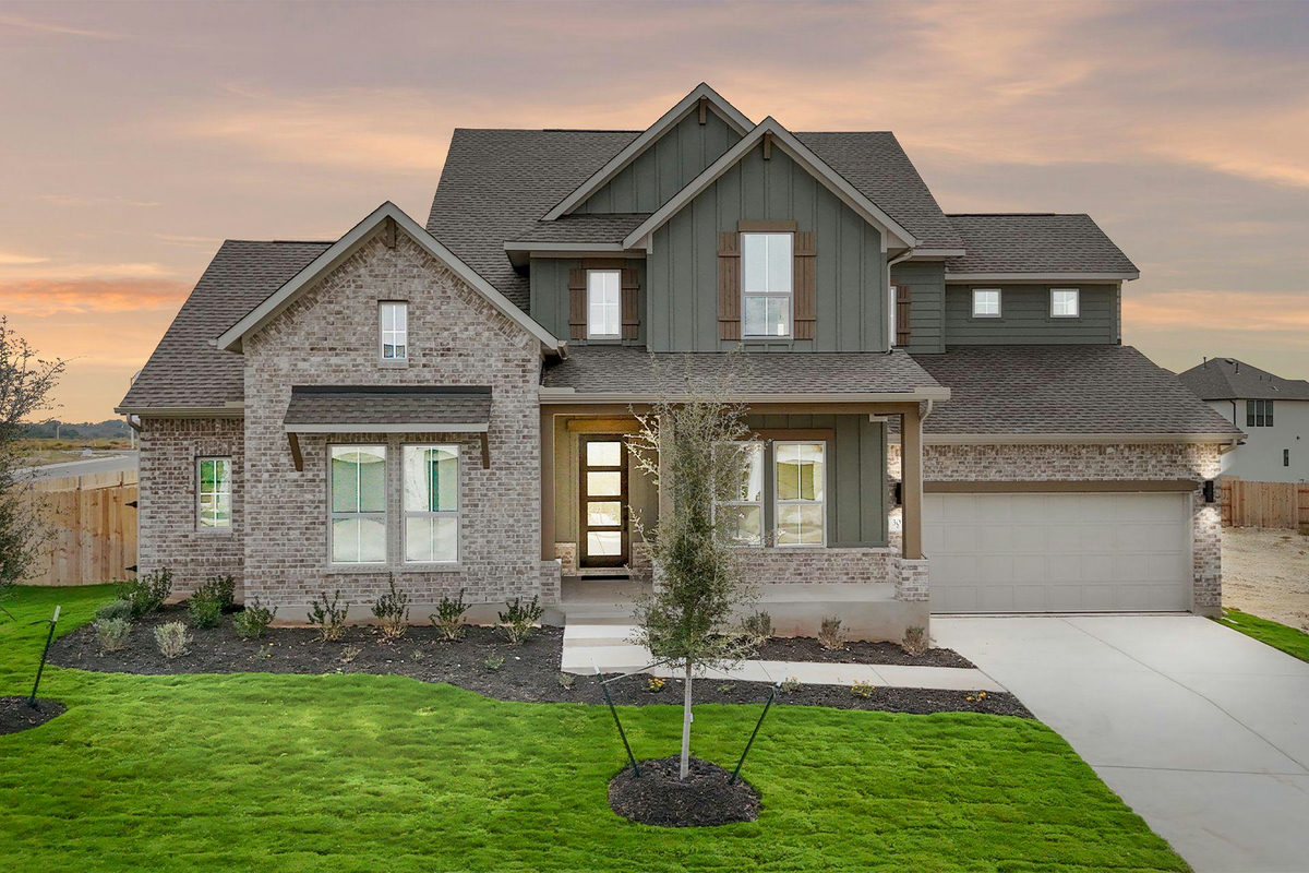 301 Yaklin Dr — exterior