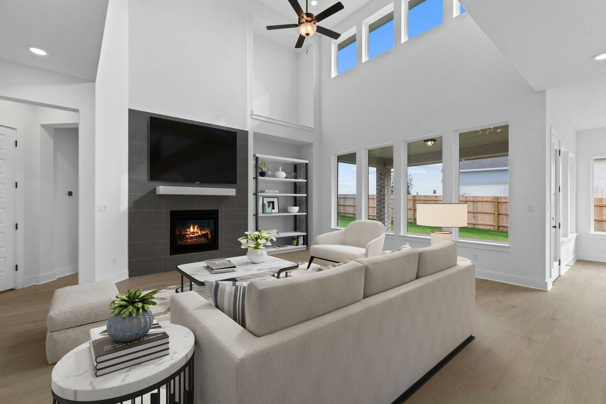 301 Yaklin Dr — photo 4