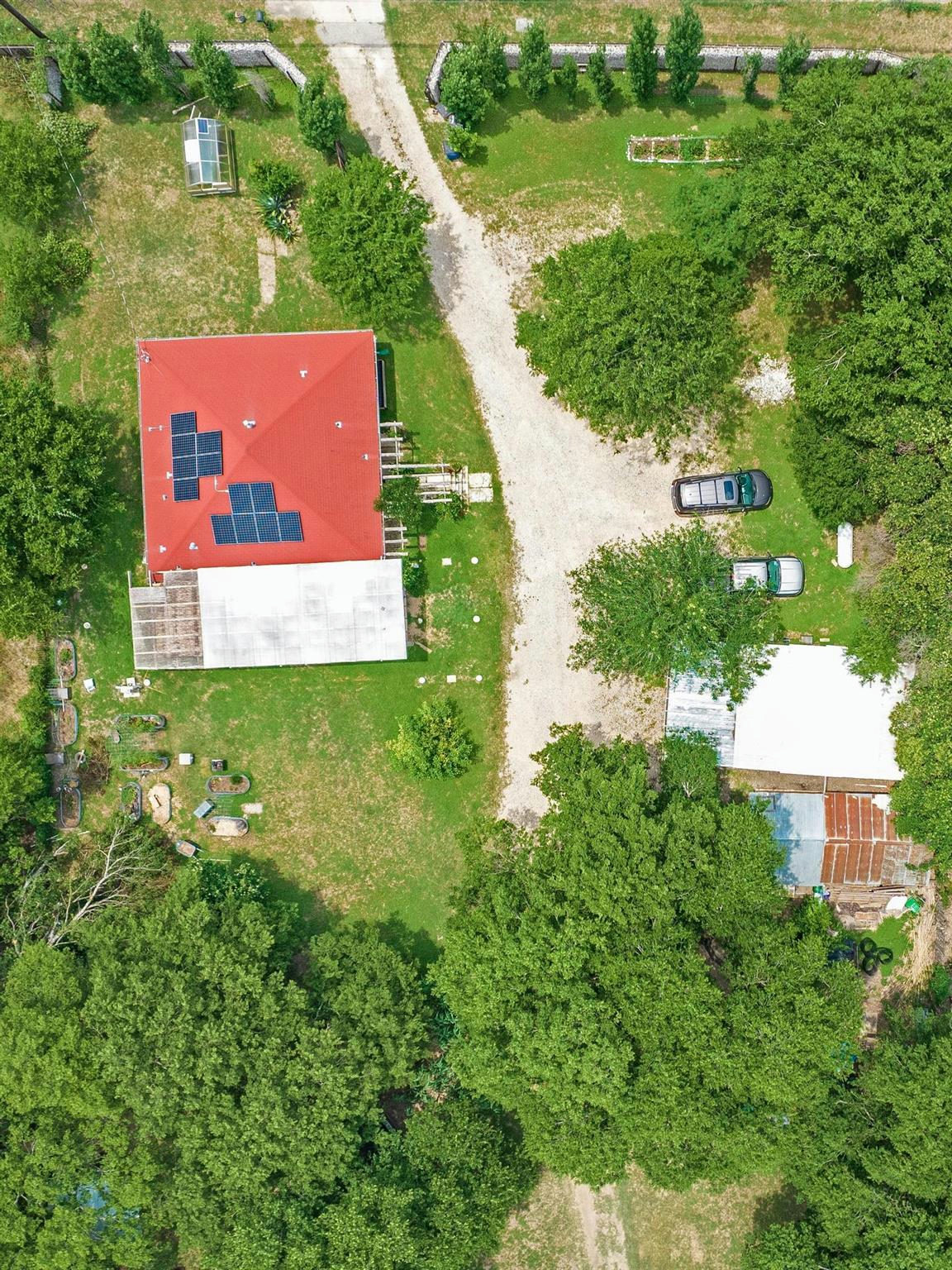 6405 S Pleasant Valley Rd — photo 3