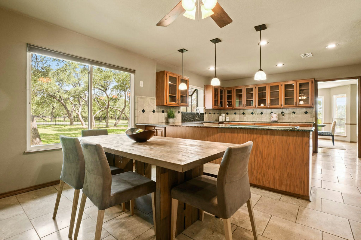 176 Logan Ranch Rd — photo 5