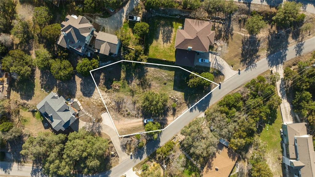 22411 Briarview Dr — photo 2