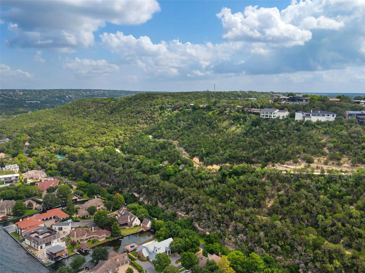 4323 Mt Bonnell Rd — photo 3