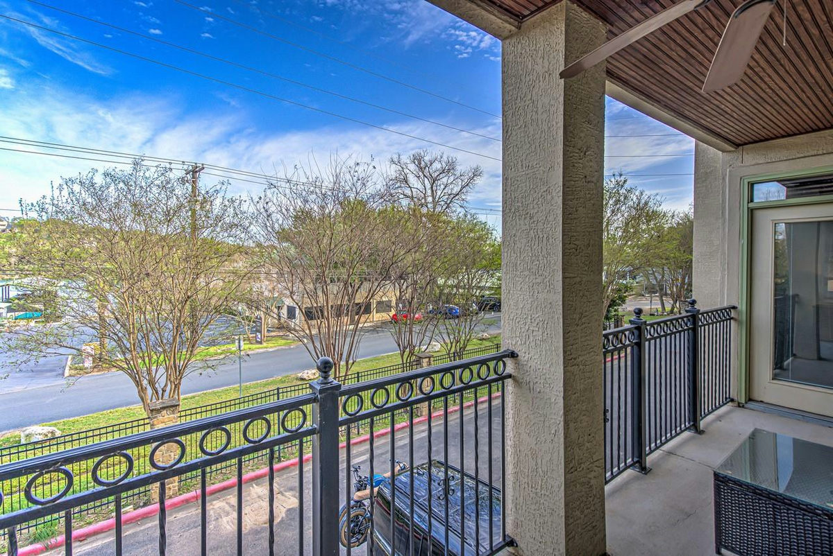 2226 Westlake Dr #1-3 — photo 2
