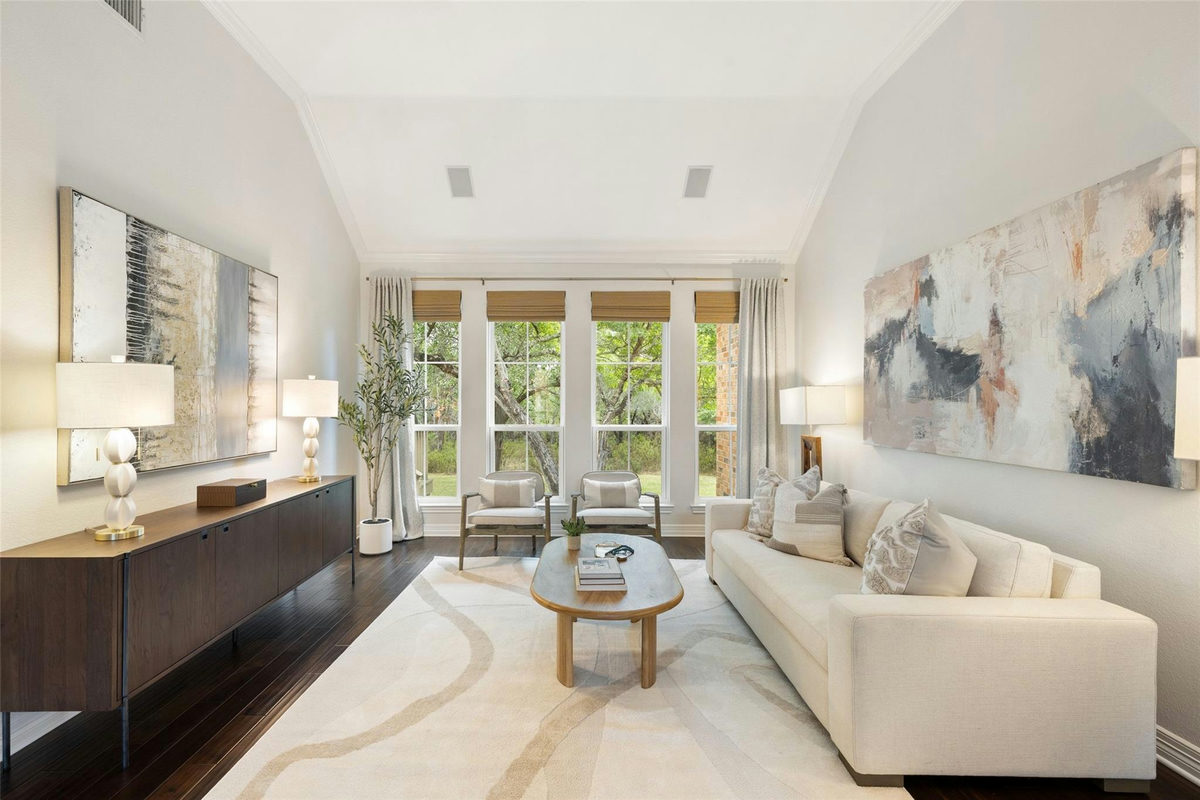 9294 Scenic Bluff Dr — photo 3