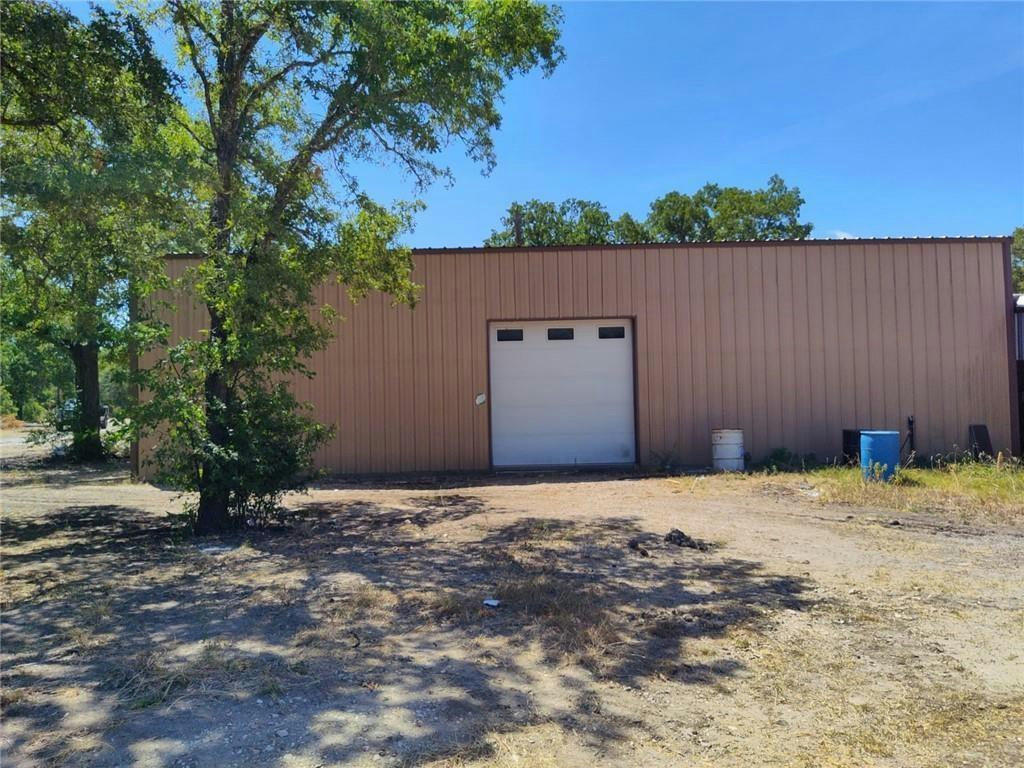 19219 Hog Eye Rd — exterior