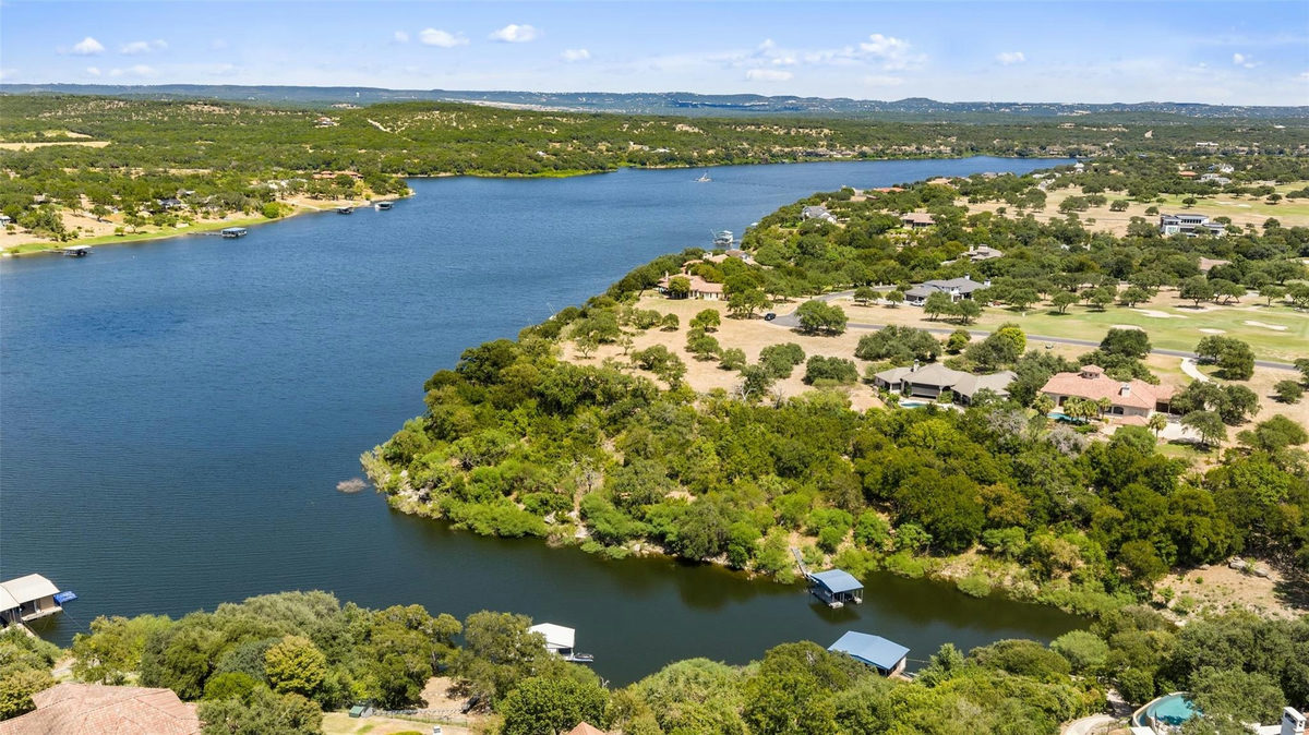 2928 Cliff Overlook — photo 3