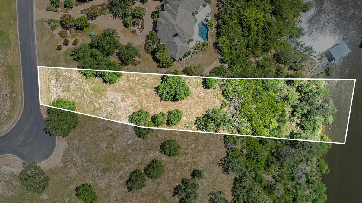 2928 Cliff Overlook — photo 2